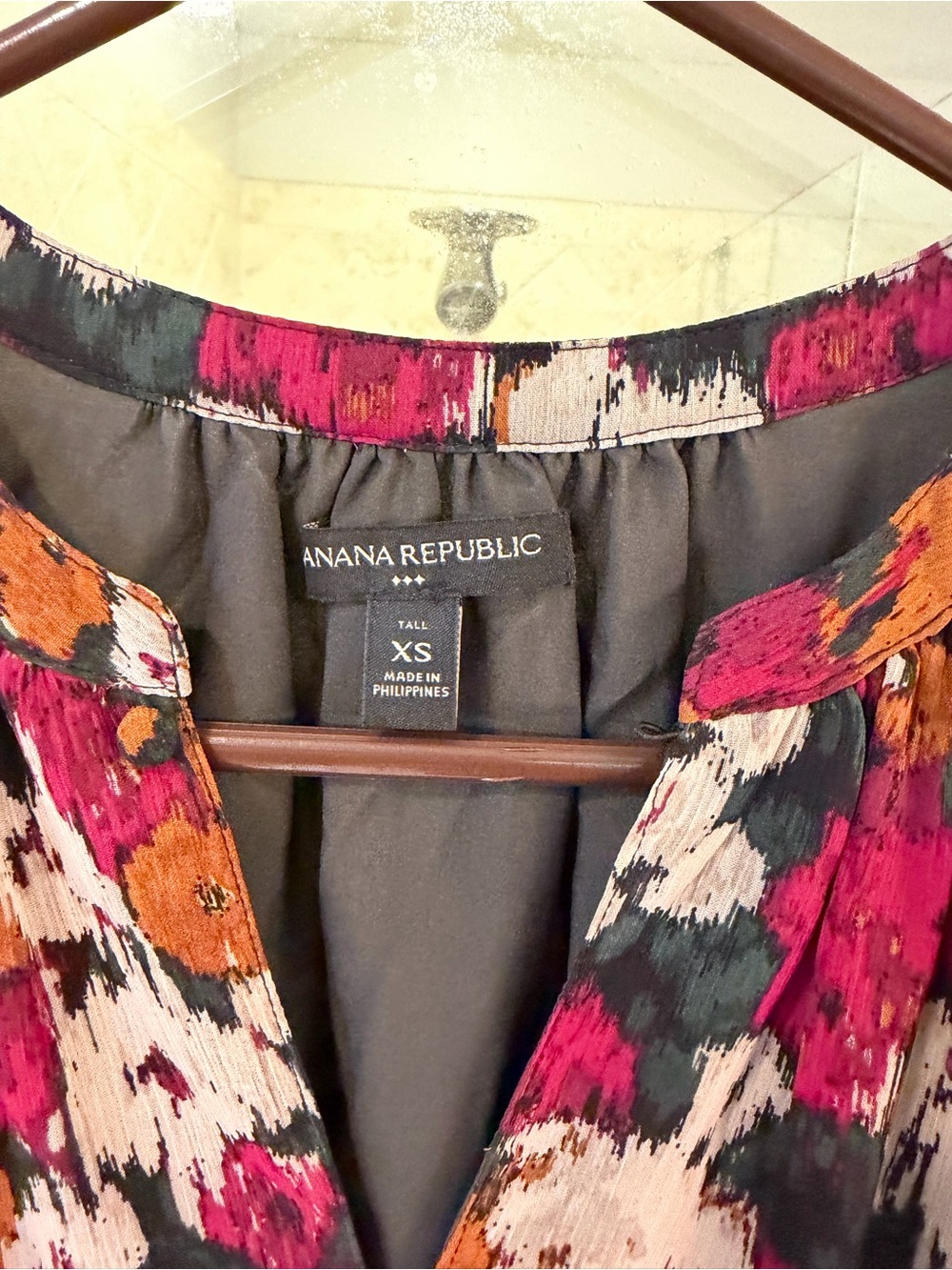 Banana Republic Multicolor Floral Print Top in Pink, Orange & Black